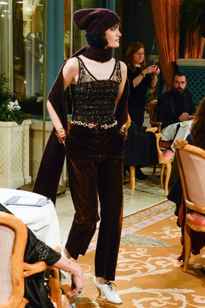 Look 41